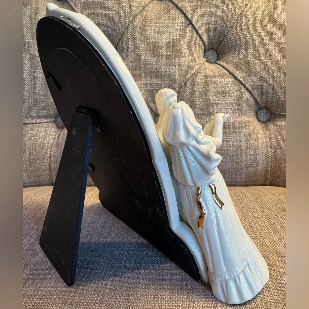 Mikasa “Wedding Bells” photo frame in excellent condition.
